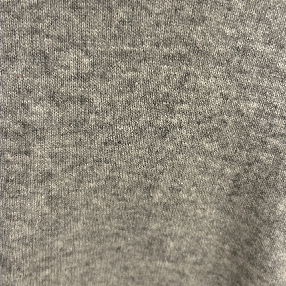 Vince Gray 100% cashmere Crewneck women’s Sweater size small - Picture 4 of 6